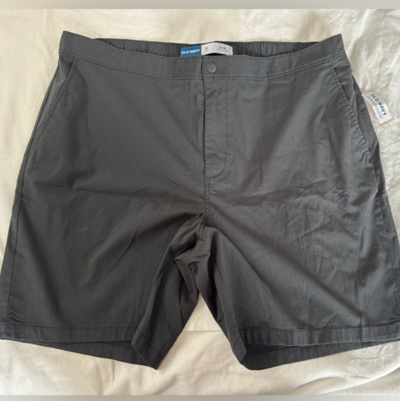 Old Navy Men's Gray Flat Front Shorts Size XLT (tags accidentally ripped off 🤦) - Picture 1 of 3
